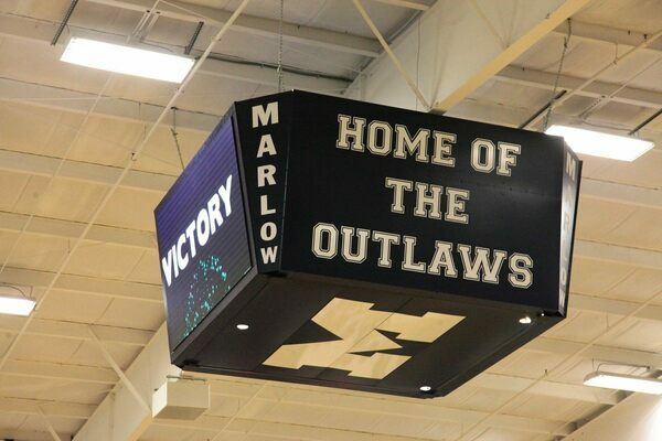 The Varsity Outlaws and Lady Outlaws proved victorious at their homecoming games Friday, Dec. 2, 2022. Photo by Toni Hopper/The Marlow Review