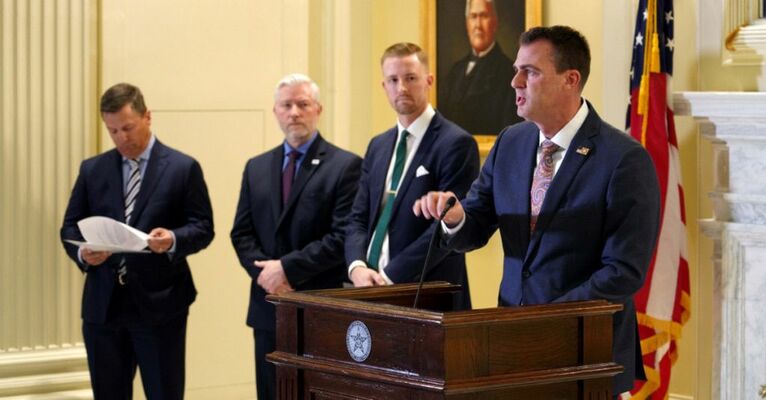 Governor Stitt held a press conference on Tuesday to announce the issuance of Executive Order 2022-01, authorizing state agencies to allow employees to step in as substitute teachers.
/Photo provided